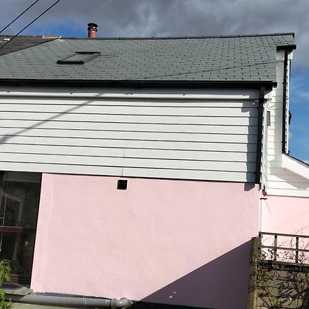 Clearview Cottage セント・オーステル エクステリア 写真