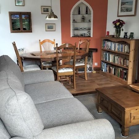 Clearview Cottage セント・オーステル エクステリア 写真